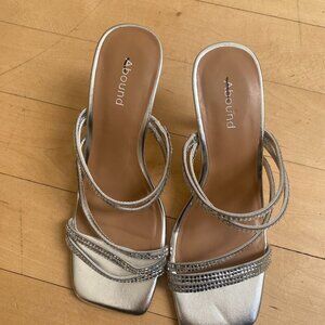 Abound "Karina" studded heel sandal silver sz 7 slide FLAW - missing stones